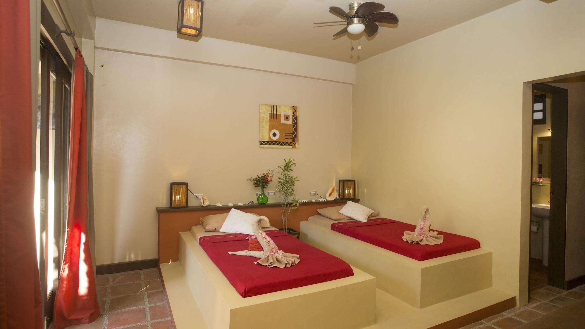 Hotel Reef Retreat Balabag (Boracay)